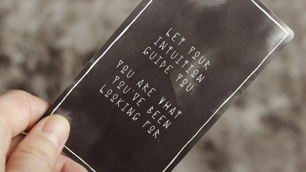 Intuicja w biznesie - między neuronauką a psychologią 1 intuicja